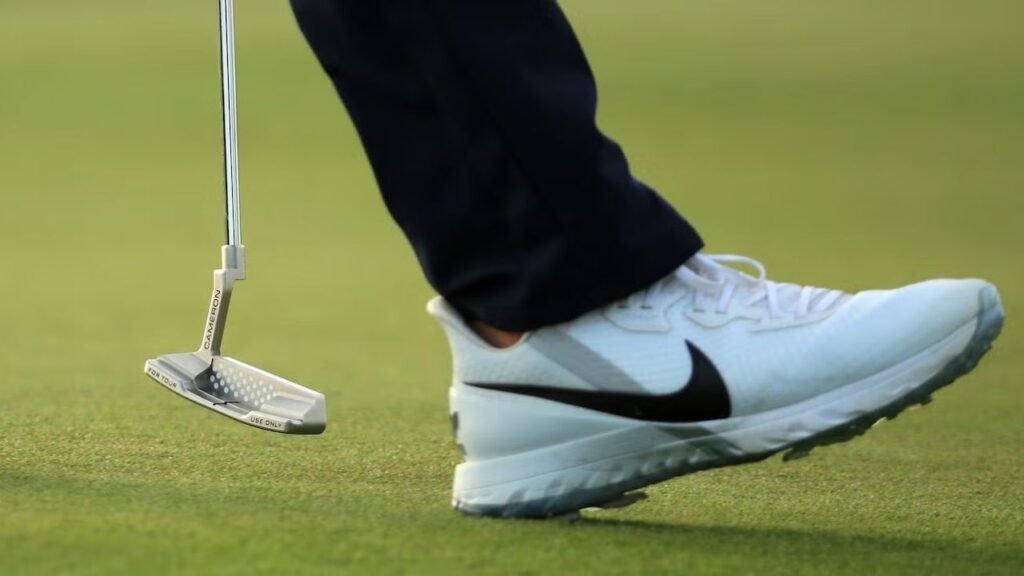 brooks koepka putter